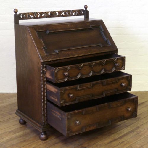JACOBEAN STYLE OAK BUREAU - ADDITIONAL PHOTO 2
