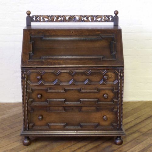 JACOBEAN STYLE OAK BUREAU - ADDITIONAL PHOTO 9