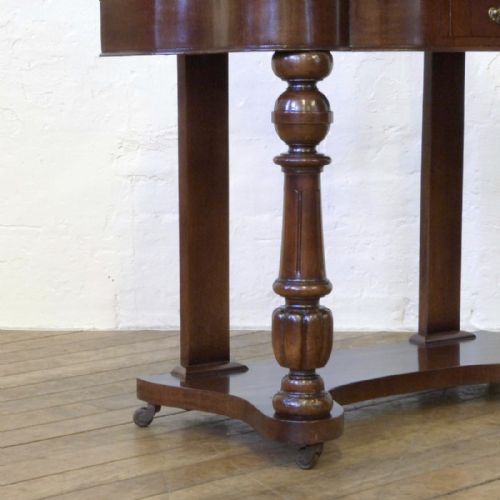 VICTORIAN MAHOGANY DRESSING TABLE - ADDITIONAL PHOTO 2