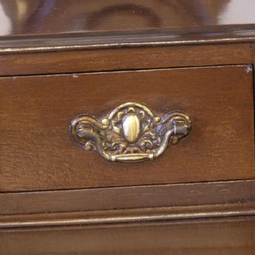 VICTORIAN MAHOGANY DRESSING TABLE - ADDITIONAL PHOTO 9