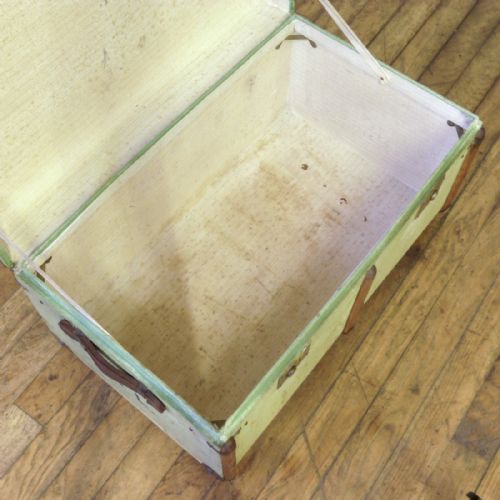 EDWARDIAN GREEN CANVAS TRUNK - ADDITIONAL PHOTO 2