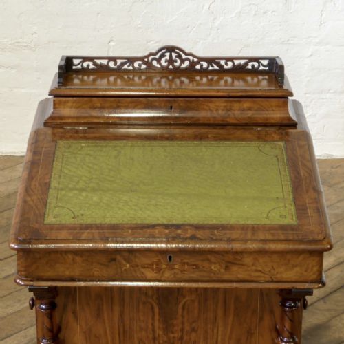 VICTORIAN WALNUT DAVENPORT - ADDITIONAL PHOTO 1