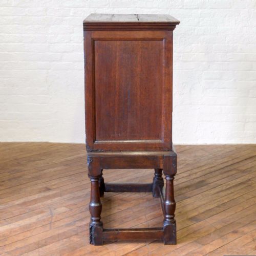 QUEEN ANNE OAK CHEST ON STAND - ADDITIONAL PHOTO 8