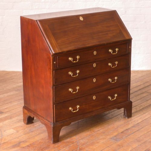 GEORGIAN MAHOGANY BUREAU - ADDITIONAL PHOTO 5