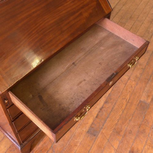 GEORGIAN MAHOGANY BUREAU - ADDITIONAL PHOTO 8