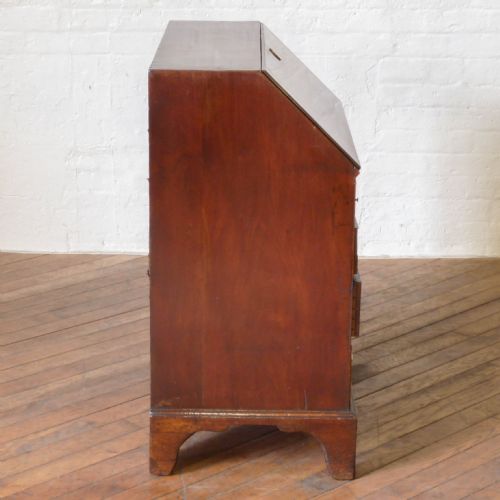 GEORGIAN MAHOGANY BUREAU - ADDITIONAL PHOTO 9