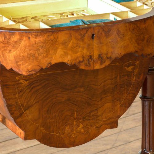 VICTORIAN WALNUT SEWING TABLE - ADDITIONAL PHOTO 6