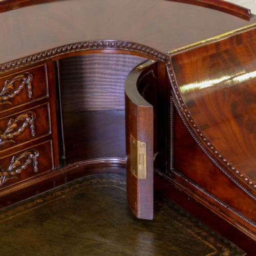 VICTORIAN MAHOGANY CARLTON HOUSE DESK - ADDITIONAL PHOTO 8