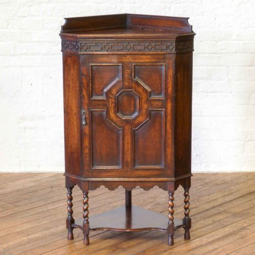 jacobean style oak corner cupboard - CATEGORY: ANTIQUE CUPBOARDS - DATED 1920