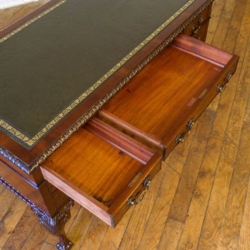 CHIPPENDALE STYLE MAHOGANY WRITING DESK - ADDITIONAL PHOTO 2