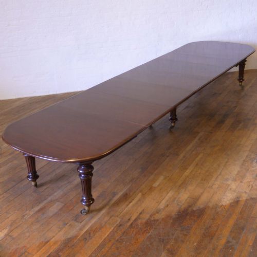 victorian extending mahogany table - CATEGORY: ANTIQUE TABLES - DATED VICTORIAN
