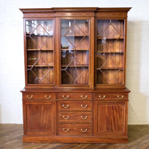 EDWARDIAN MAHOGANY BOOKCASE - ADDITIONAL PHOTO 1