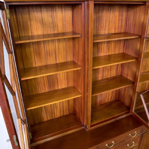 EDWARDIAN MAHOGANY BOOKCASE - ADDITIONAL PHOTO 5