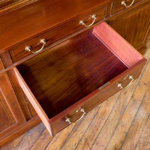EDWARDIAN MAHOGANY BOOKCASE - ADDITIONAL PHOTO 8