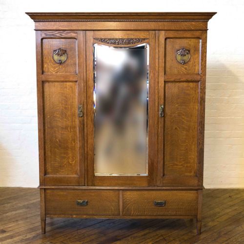 edwardian oak wardrobe - CATEGORY: ANTIQUE WARDROBES - DATED EDWARDIAN