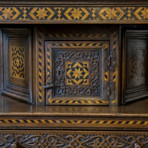 VICTORIAN OAK COURT CUPBOARD - ADDITIONAL PHOTO 1