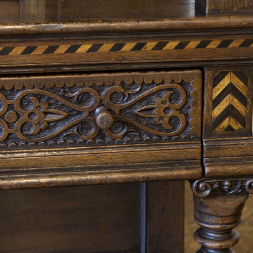 VICTORIAN OAK COURT CUPBOARD - ADDITIONAL PHOTO 3