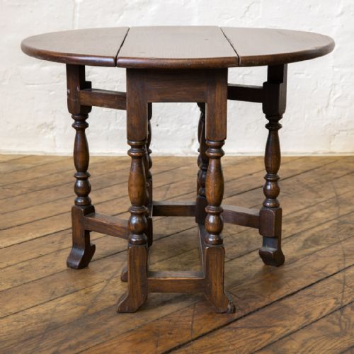 SMALL OCCASIONAL GATELEG TABLE - ADDITIONAL PHOTO 8
