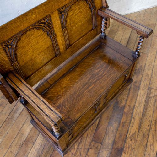JACOBEAN STYLE OAK MONKS BENCH - ADDITIONAL PHOTO 4