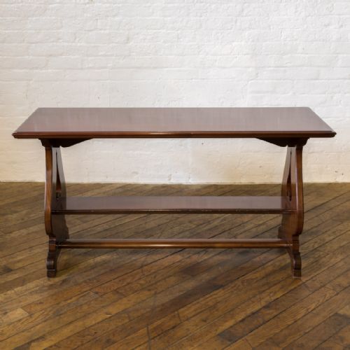 SMALL DINING TABLE - ADDITIONAL PHOTO 1
