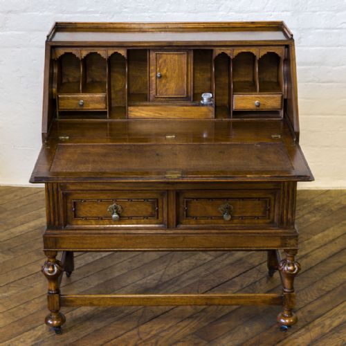 EDWARDIAN OAK BUREAU - ADDITIONAL PHOTO 2