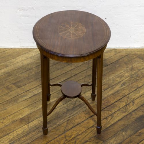 EDWARDIAN SHERATON REVIVAL MAHOGANY OCCASIONAL TABLE - ADDITIONAL PHOTO 2