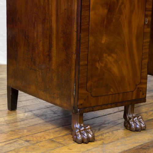 SMALL REGENCY TWIN PEDESTAL MAHOGANY SIDEBOARD - ADDITIONAL PHOTO 10