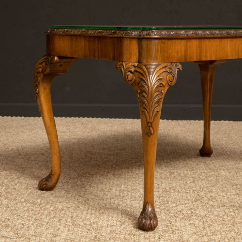 WALNUT COFFEE TABLE - ADDITIONAL PHOTO 3