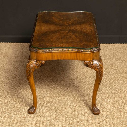 WALNUT COFFEE TABLE - ADDITIONAL PHOTO 5