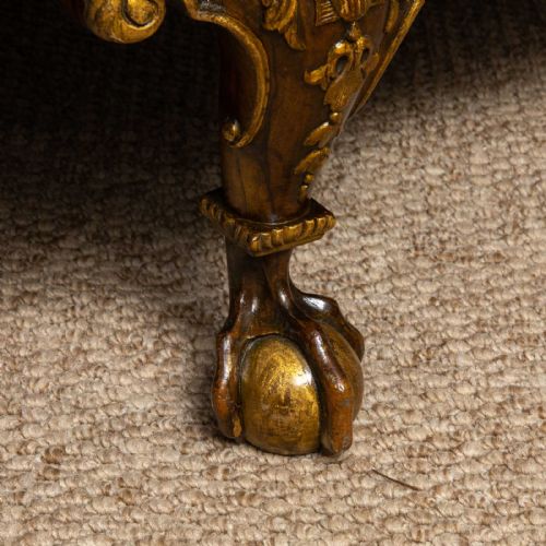 18TH CENTURY STYLE WALNUT SOFA - ADDITIONAL PHOTO 11