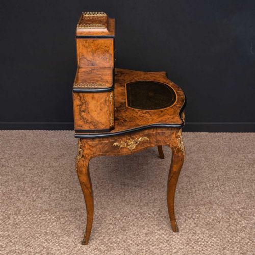 VICTORIAN WALNUT BONHUER DE JOUR - ADDITIONAL PHOTO 28