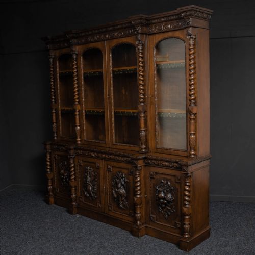 late victorian carved oak bookcase - CATEGORY: ANTIQUE BOOKCASES - DATED VICTORIAN