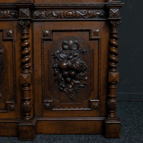 LATE VICTORIAN CARVED OAK BOOKCASE - ADDITIONAL PHOTO 1
