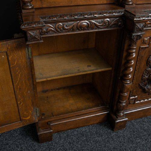 LATE VICTORIAN CARVED OAK BOOKCASE - ADDITIONAL PHOTO 6