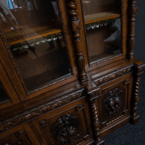 LATE VICTORIAN CARVED OAK BOOKCASE - ADDITIONAL PHOTO 13