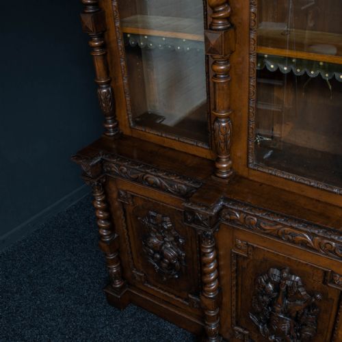 LATE VICTORIAN CARVED OAK BOOKCASE - ADDITIONAL PHOTO 14