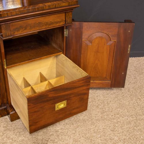MID VICTORIAN MAHOGANY SIDEBOARD - ADDITIONAL PHOTO 10