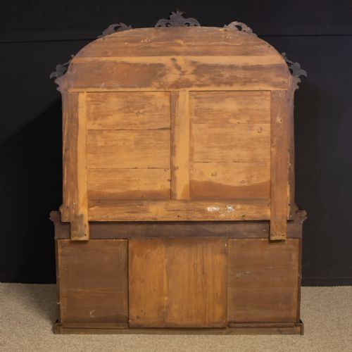 MID VICTORIAN MAHOGANY SIDEBOARD - ADDITIONAL PHOTO 18