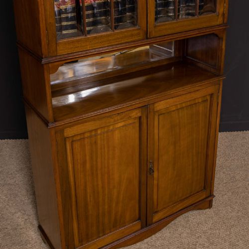 EDWARDIAN MAHOGANY BOOKCASE - ADDITIONAL PHOTO 4