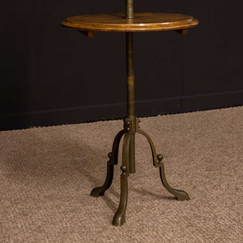 EDWARDIAN WALNUT AND BRASS GENTLEMEN'S SHAVING STAND - ADDITIONAL PHOTO 1