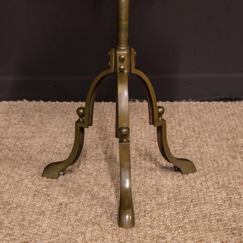 EDWARDIAN WALNUT AND BRASS GENTLEMEN'S SHAVING STAND - ADDITIONAL PHOTO 9