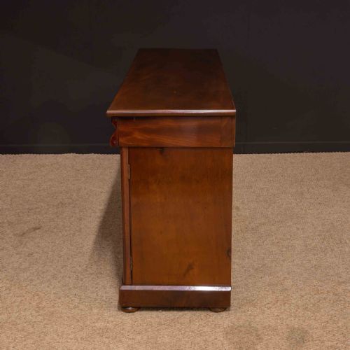 MID VICTORIAN MAHOGANY SIDEBOARD - ADDITIONAL PHOTO 1