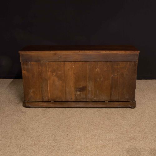 MID VICTORIAN MAHOGANY SIDEBOARD - ADDITIONAL PHOTO 3