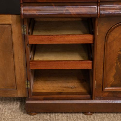 MID VICTORIAN MAHOGANY SIDEBOARD - ADDITIONAL PHOTO 6