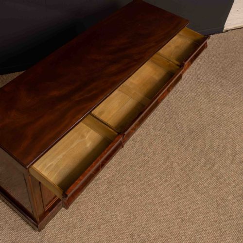MID VICTORIAN MAHOGANY SIDEBOARD - ADDITIONAL PHOTO 13