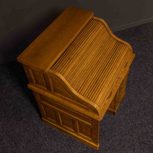 OAK ROLL TOP DESK BY GLOBE WERNICKE - ADDITIONAL PHOTO 5