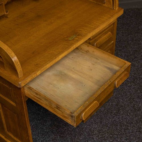 OAK ROLL TOP DESK BY GLOBE WERNICKE - ADDITIONAL PHOTO 9