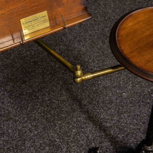 VICTORIAN MAHOGANY READING TABLE - ADDITIONAL PHOTO 2