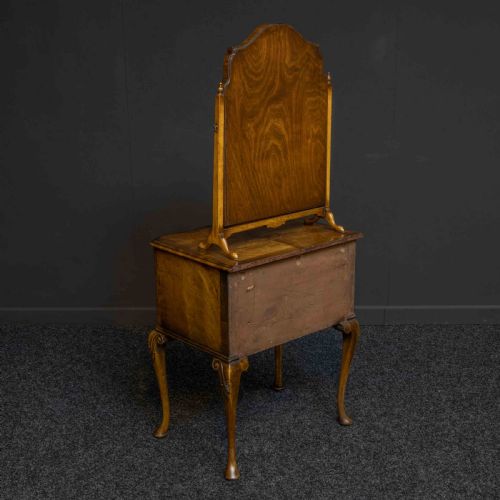 WALNUT DRESSING TABLE - ADDITIONAL PHOTO 15
