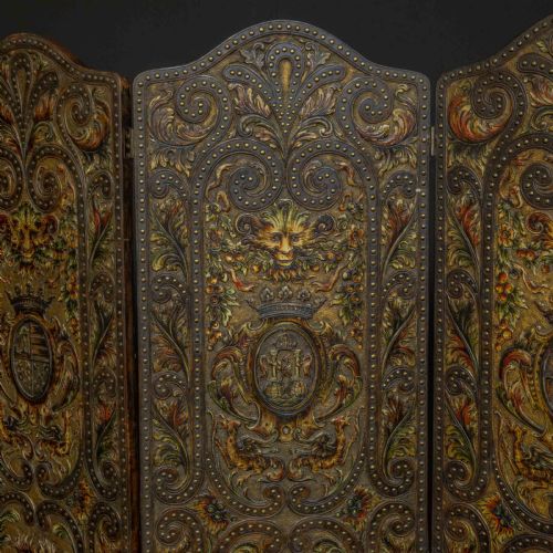 VICTORIAN EMBOSSED LEATHER SCREEN - ADDITIONAL PHOTO 3